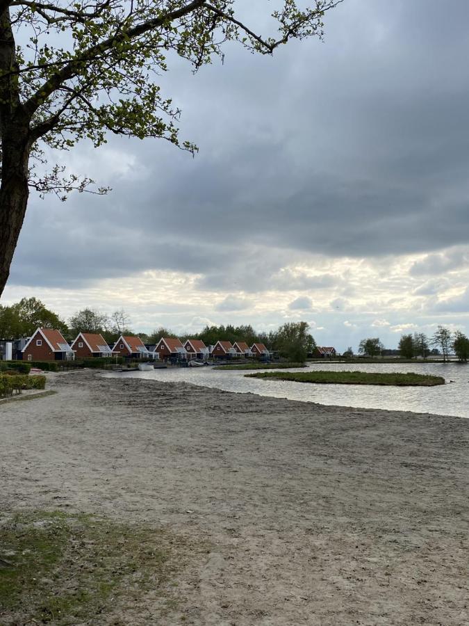 Luxe En Gezellig Chalet Aan Veluwemeer 4 Pers 훌쇼스트 외부 사진